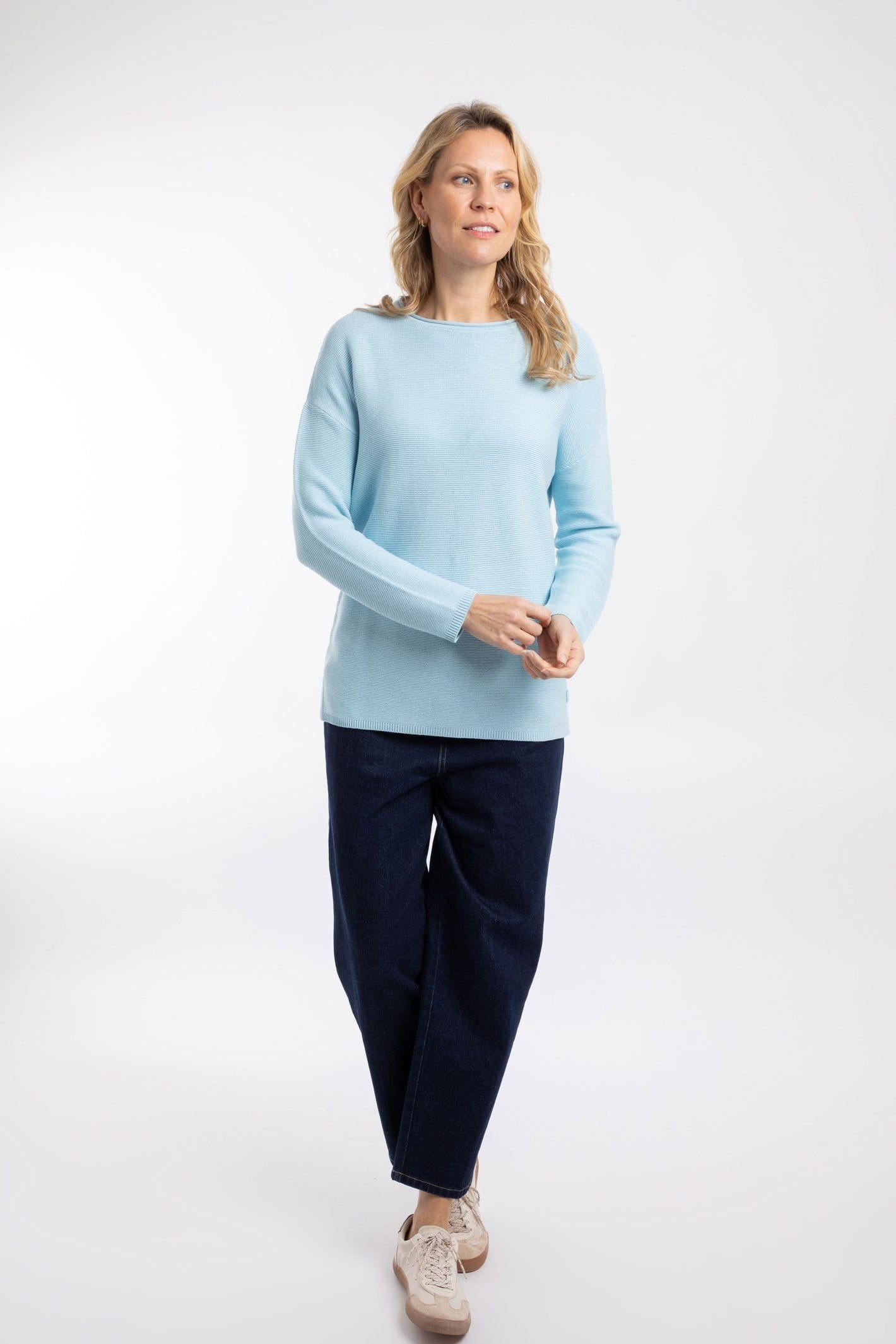 Weird Fish Weird Fish Women's Dalla Knitted Crew Neck Jumper in Light Blue - 4