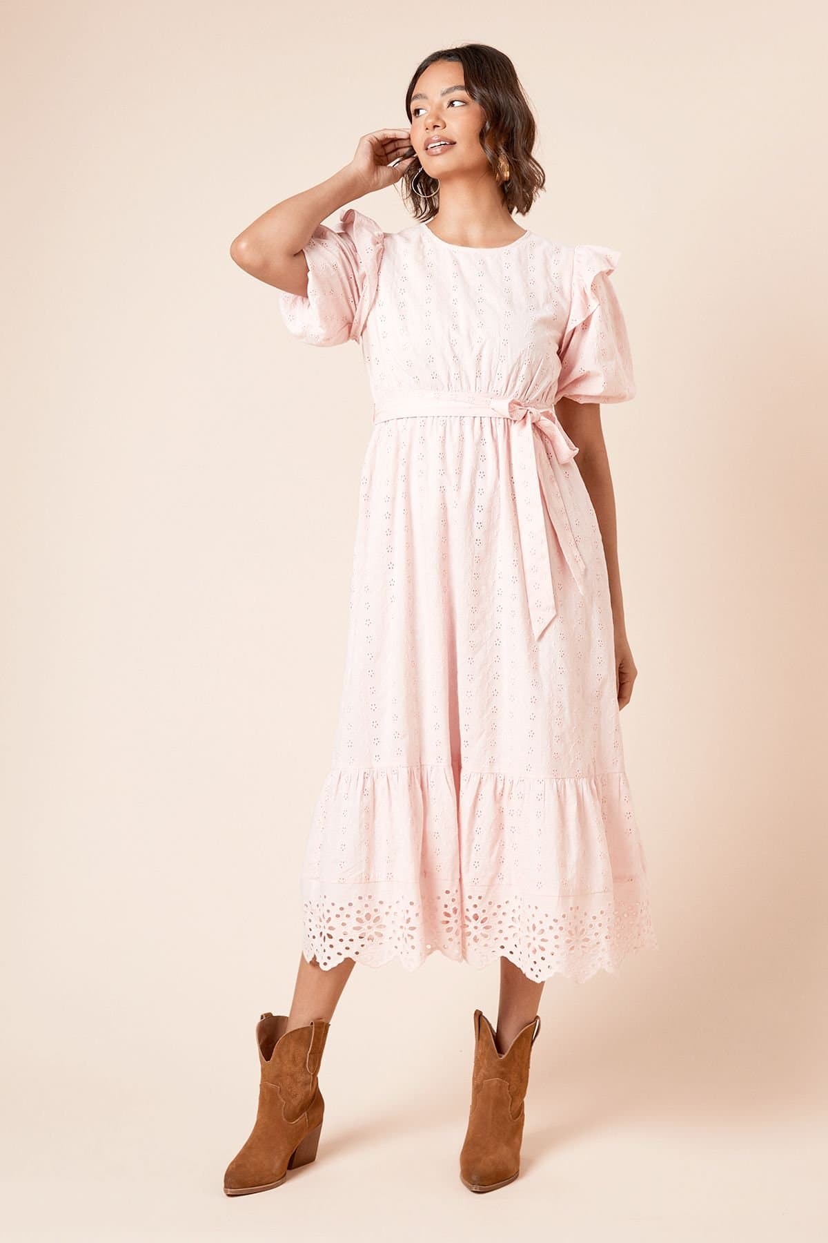 Dorothy Perkins Dorothy Perkins Women's Cutwork Ruffle Sleeve Puff Sleeve Midi Dress in Pink