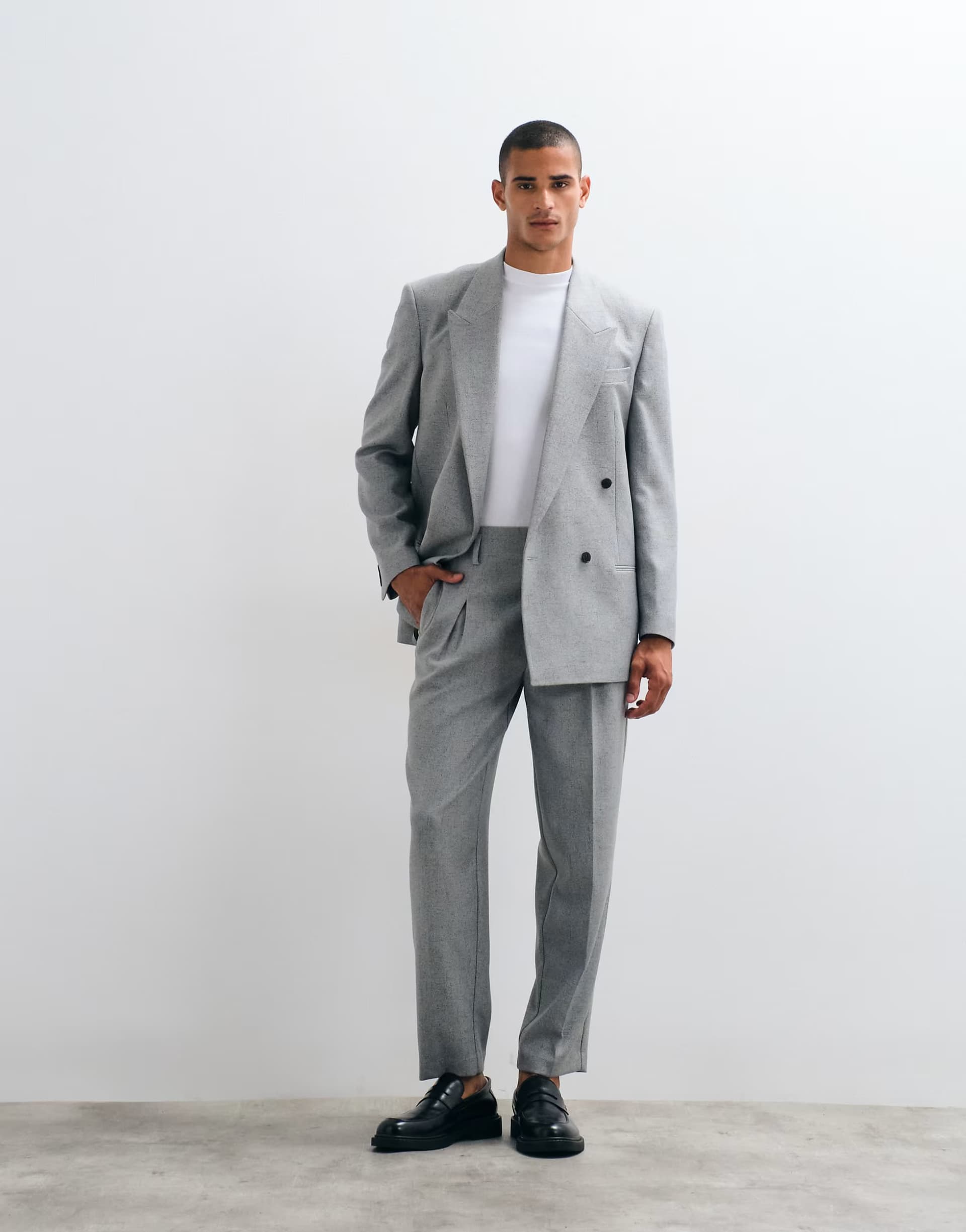 ASOS ASOS DESIGN oversized tapered suit trousers with pleat detail in salt and pepper grey