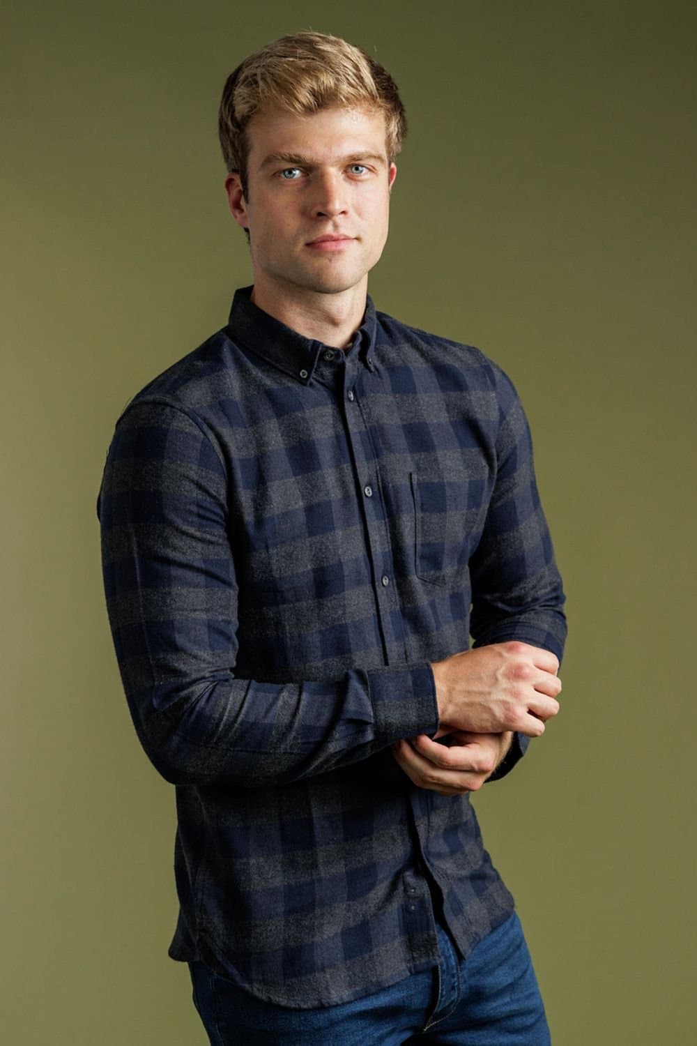 French Connection French Connection Men's Cotton Large Gingham Flannel Long Sleeve Shirt in Charcoal