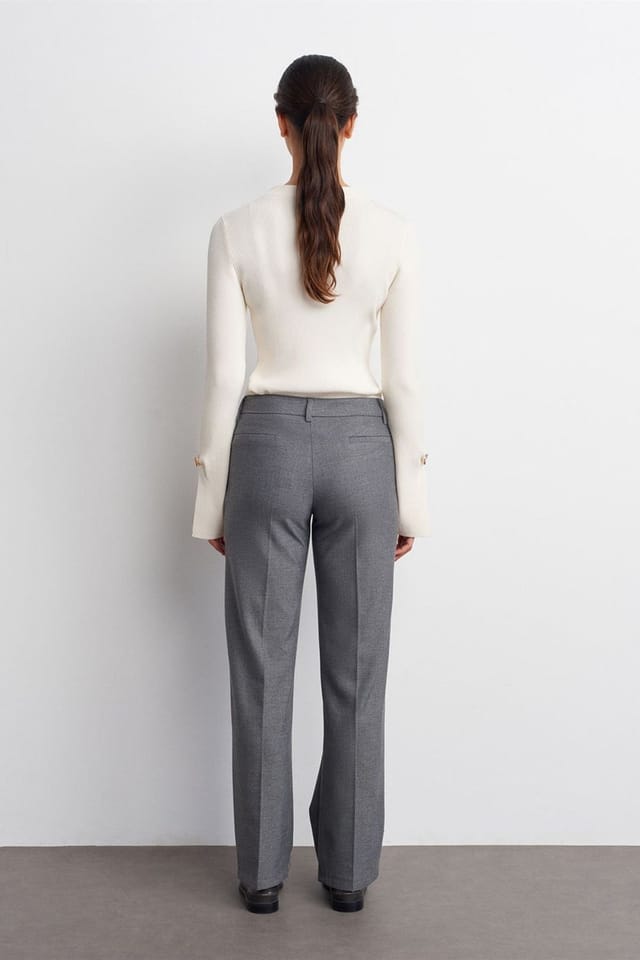 Dilvin Dilvin Women's Low-waist Straight-leg Crepe Trousers in Charcoal - 2