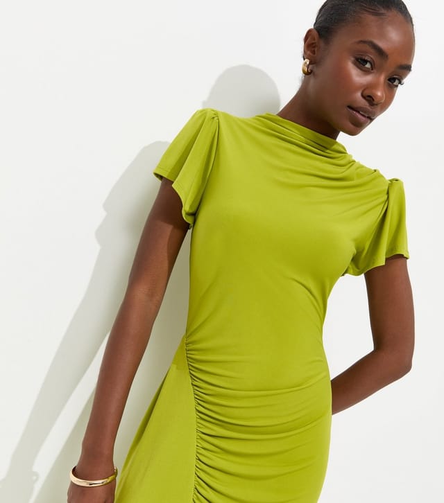New Look Women's Bright Green Ruched Short Sleeve Midi Dress New Look - 2