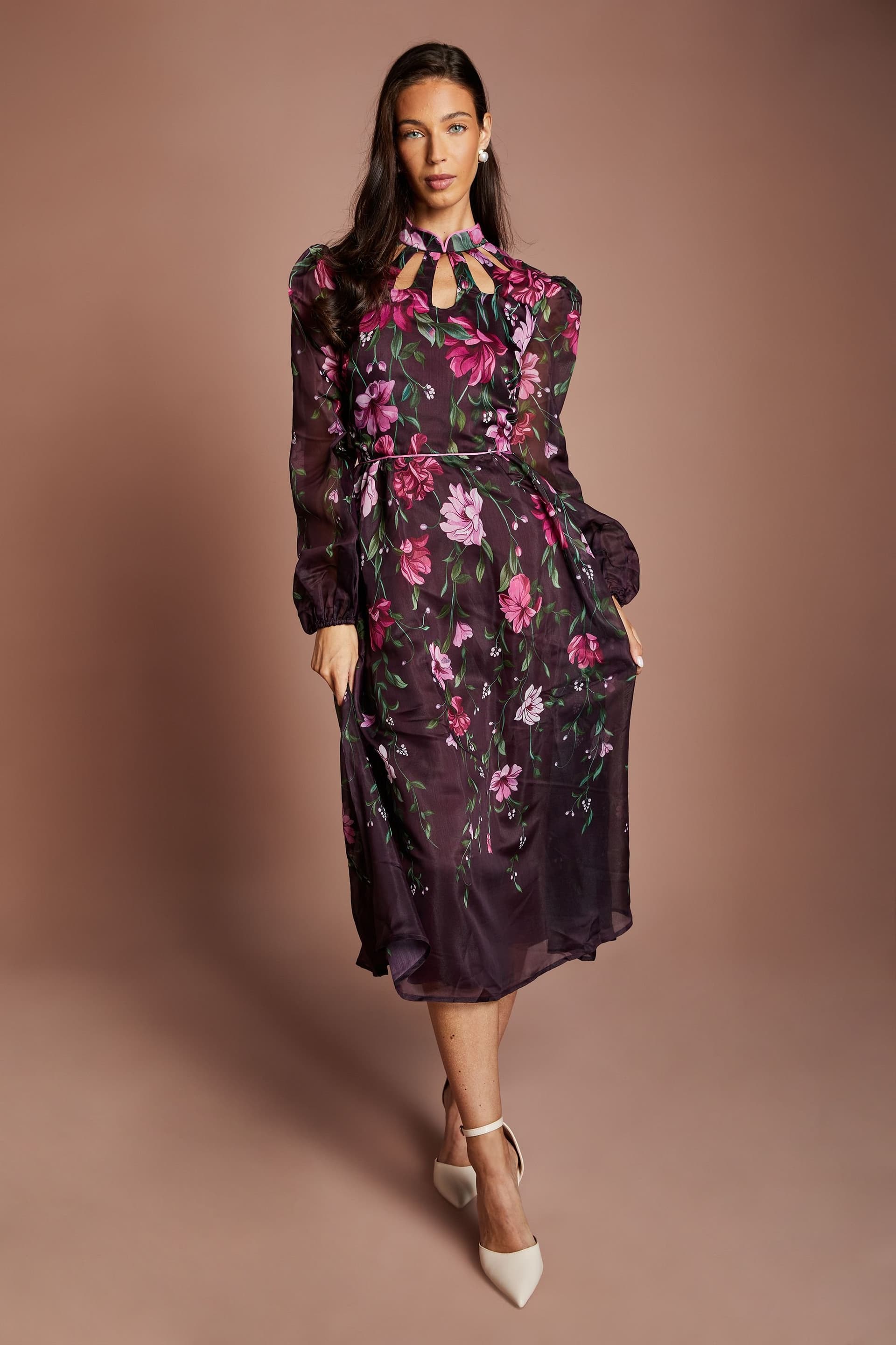 Coast Coast Women's Cutout Printed Organza Midi Dress in Fig