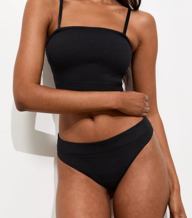 New Look Women's Black Ribbed Seamless Thong New Look - 2