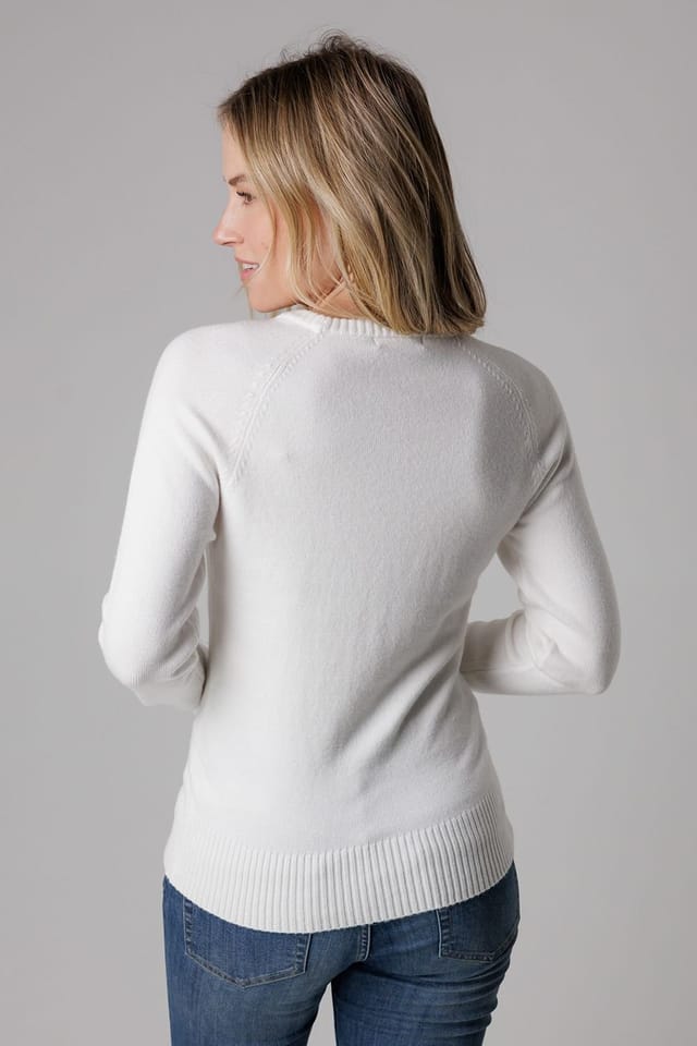 French Connection French Connection Women's Cosy Soft Touch Crew Neck Raglan Jumper in White - 2