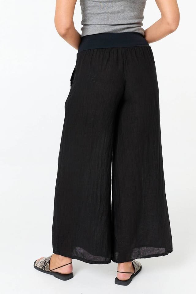 Izabel London Izabel London Women's High Waist Relaxed Flared Trousers in Black - 2