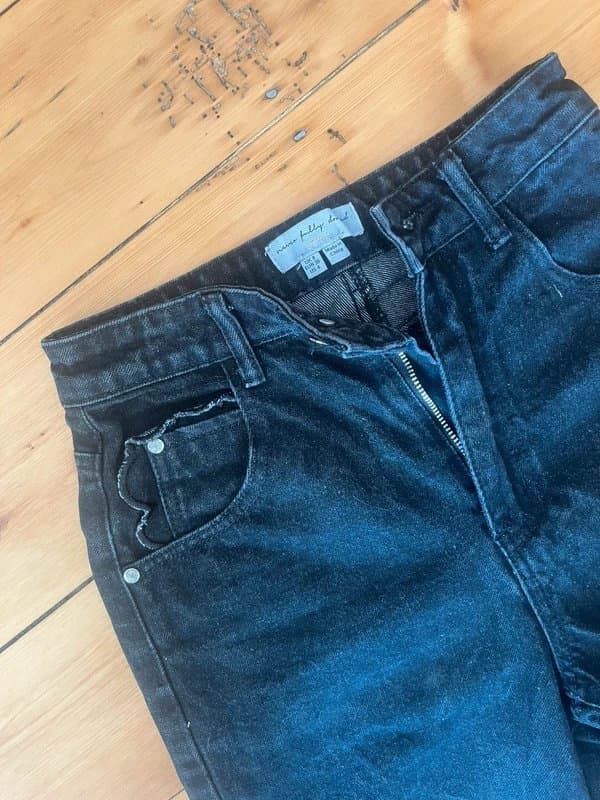 Never Fully Dressed Never fully dressed black jeans