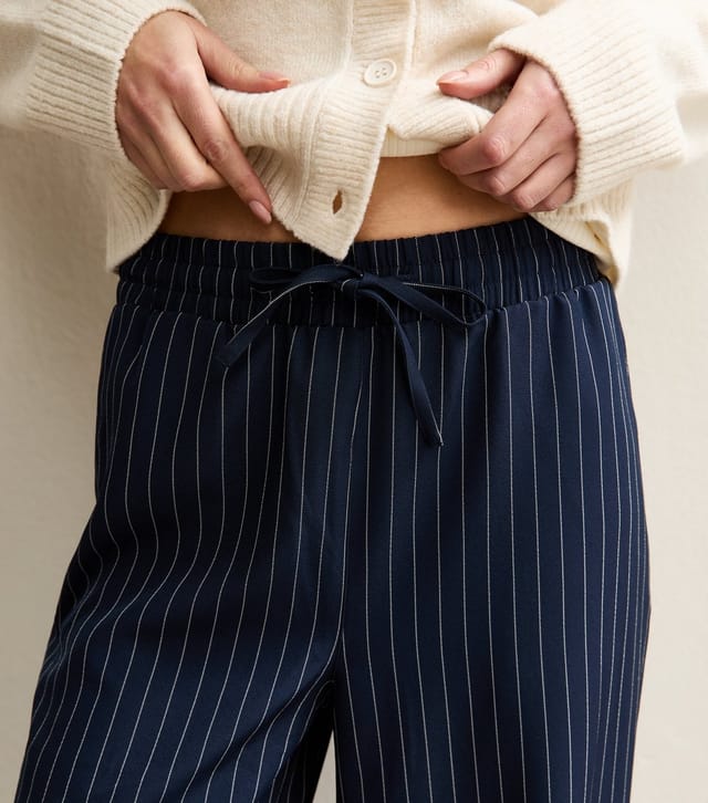 New Look Women's Navy Pinstripe Wide Leg Trouser New Look - 3