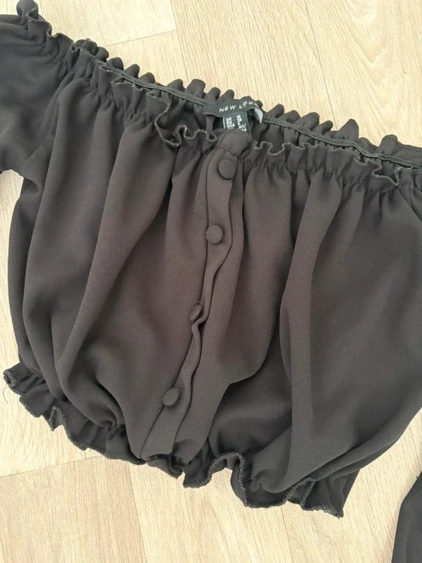 New Look Black Off Shoulder Long Sleeve Crop Top