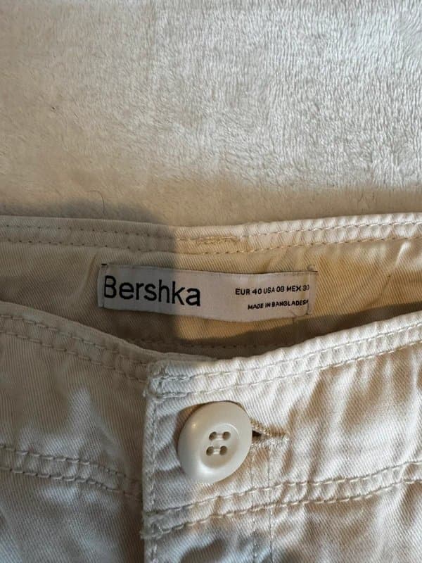 Bershka Bershka off white cargo pants