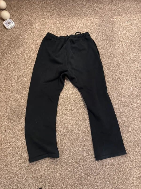Essentials Fear of God Essentials Relaxed Sweatpants - Black - M