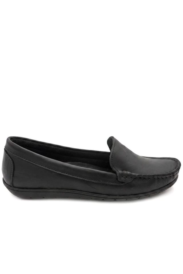 Pavers Pavers Women's Premium Leather Moccasins in Black - 2