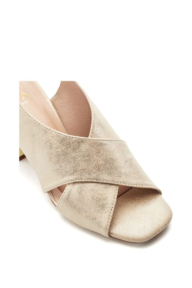 Moda In Pelle Moda In Pelle Women's 'Naylani' Metallic Heeled Sandals in Gold - 2