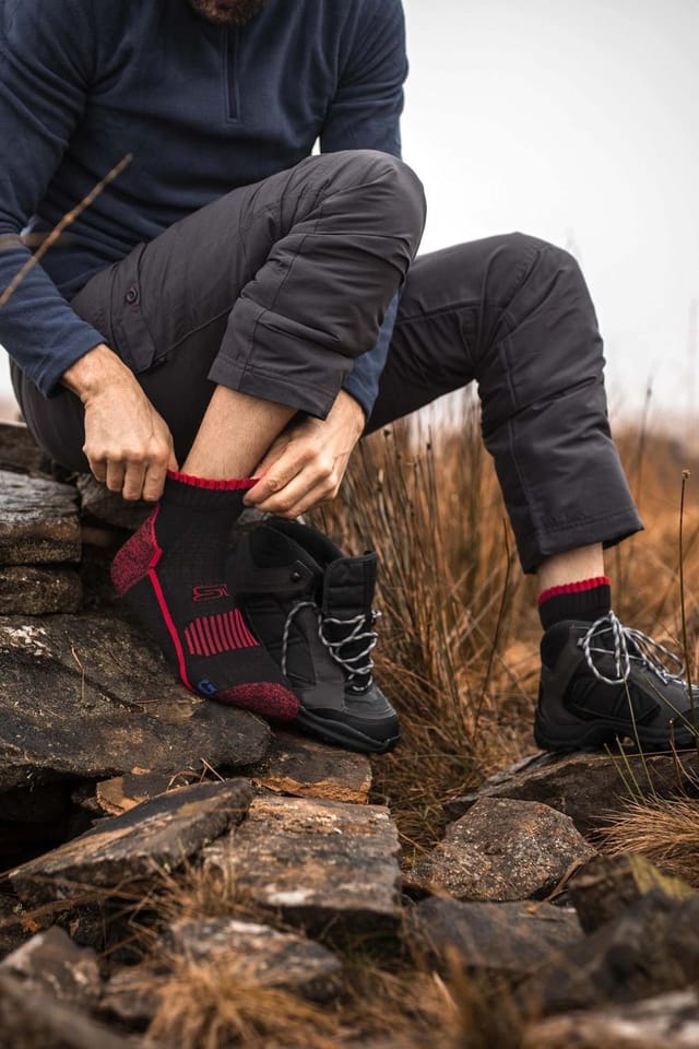 SOCKSHOP Storm Bloc SOCKSHOP Storm Bloc Men's 1 Pair Storm Bloc High Ankle Length Hiking Socks in Black - 3