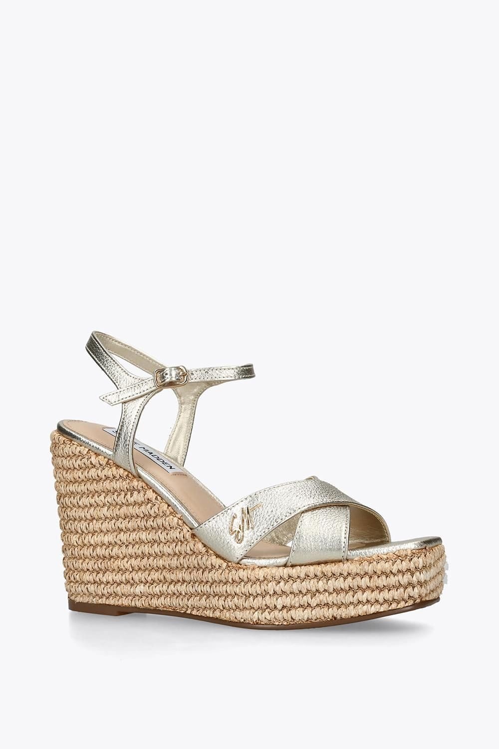 Steve Madden STEVE MADDEN Women's 'Cylo Gold' Leather Sandals in Gold - 4