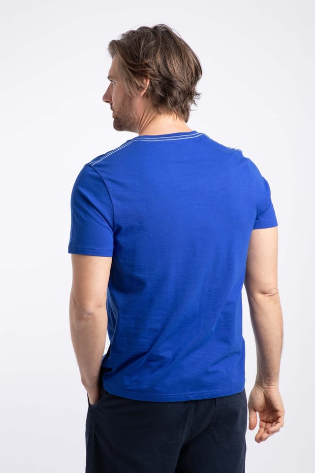 Weird Fish Weird Fish Men's Cast Off-Front Print Graphic T-Shirt in Blue - 3