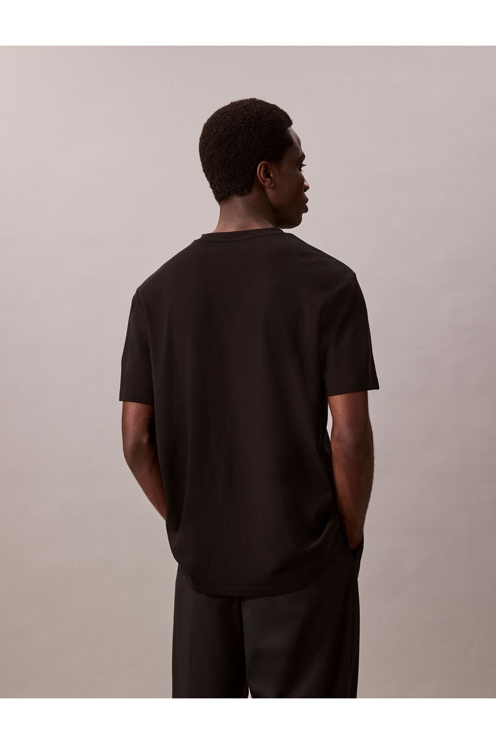 Calvin Klein Calvin Klein Men's Ss Supima Chest Emb Crewneck Tee Black - 4