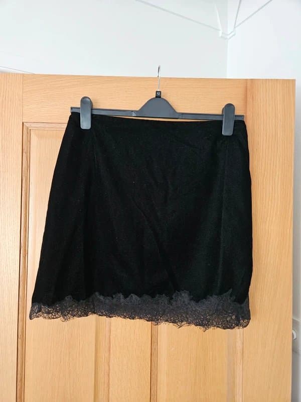 Topshop Topshop Black Velvet Mini Skirt