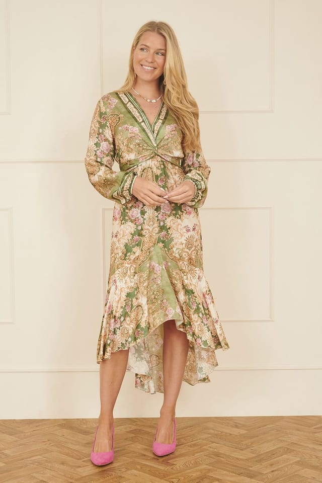 Yumi Yumi Women's Green Viscose Scarf Print Tie Front Midi Dress With Dip Hem - 2