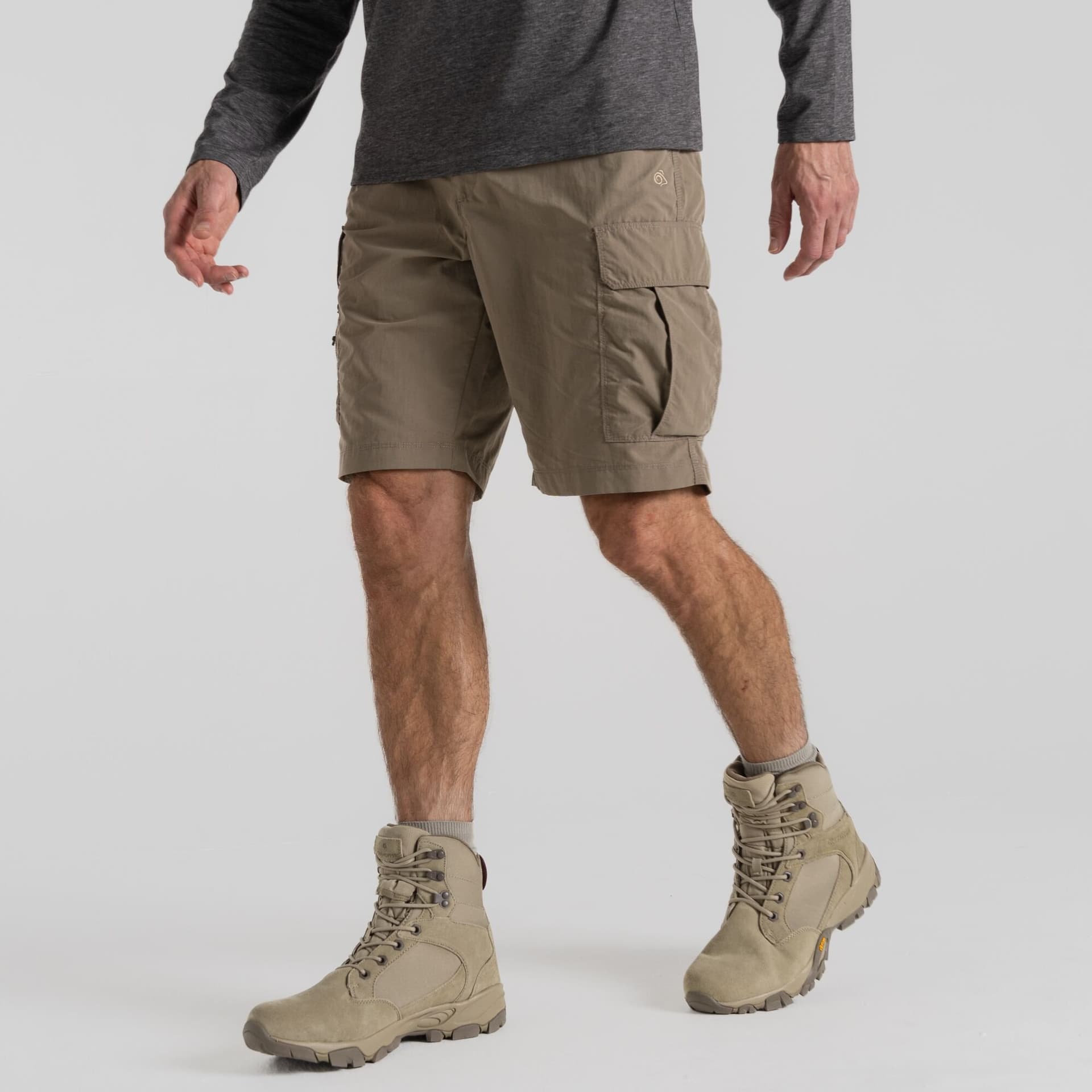 Craghoppers Craghoppers Men's NosiLife' Cargo Short in Light Beige