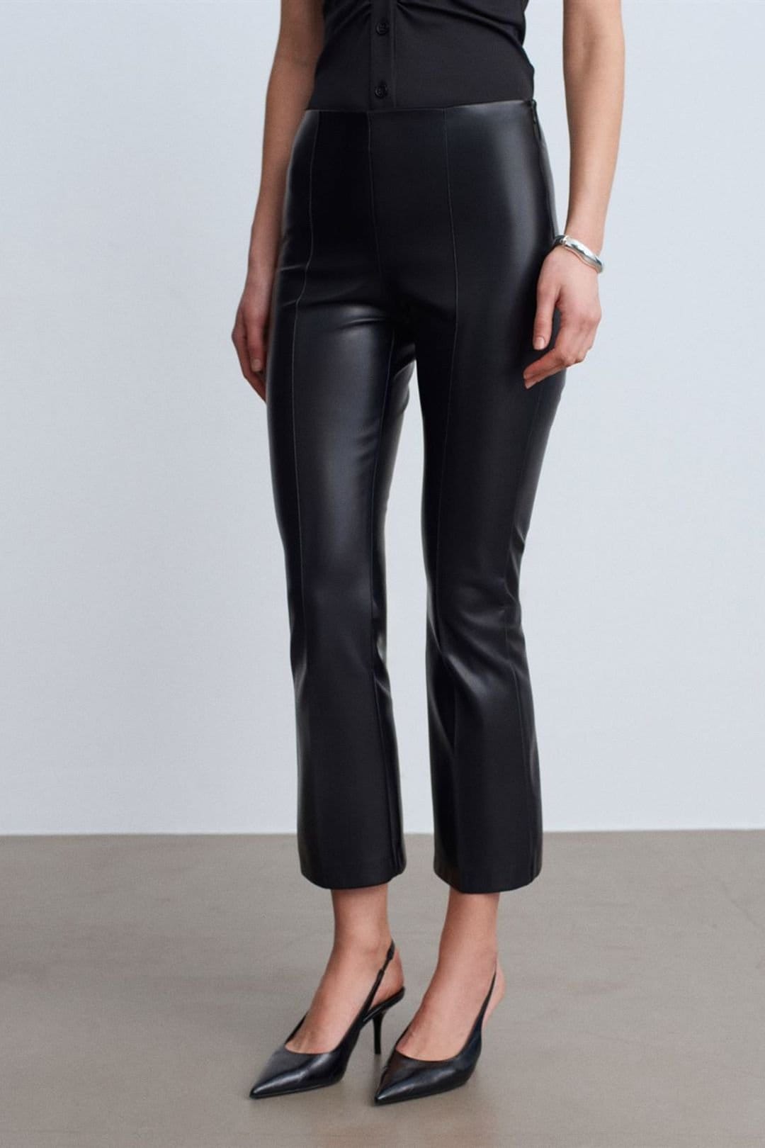 Dilvin Dilvin Women's High-Waist Faux Leather Flare Leggings in Black - 4