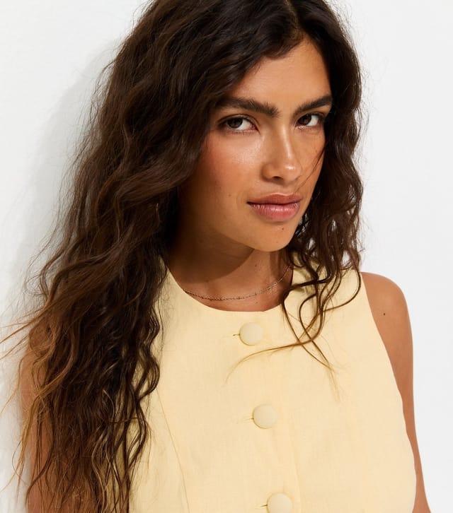 New Look Women's Light Yellow Linen Rich Button Through Peplum Waistcoat New Look - 2