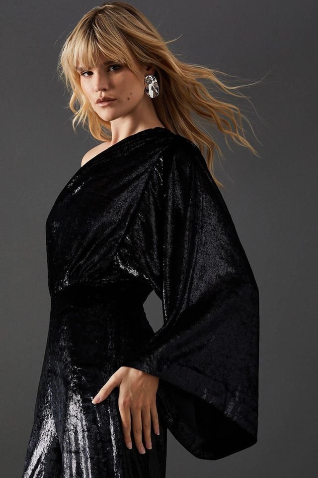 Warehouse Warehouse Women's Metallic Texture One Shoulder Flared Sleeve Jumpsuit in Black - 2