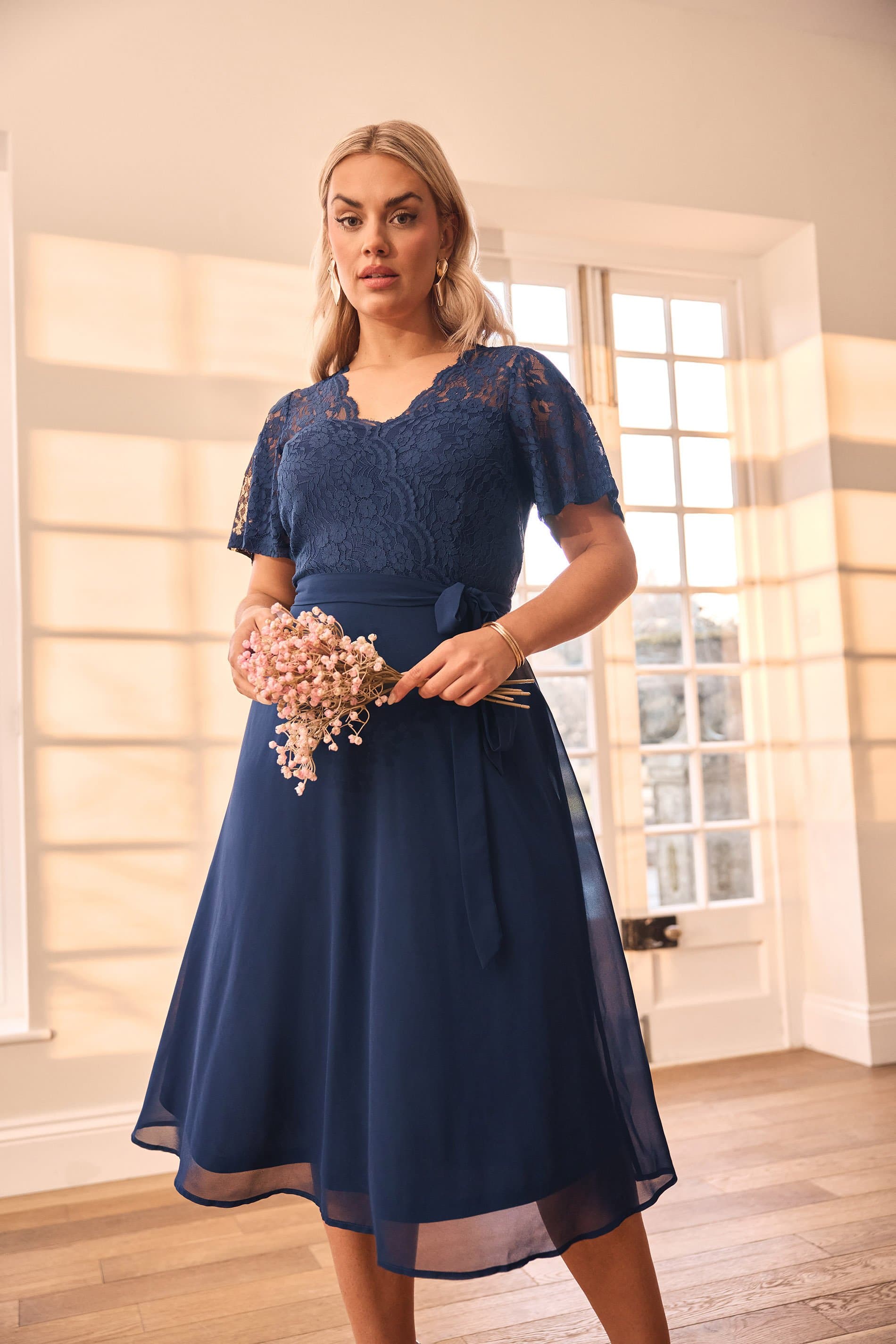 Yours London Plus Size Navy Blue Sweetheart Lace Midaxi Dress