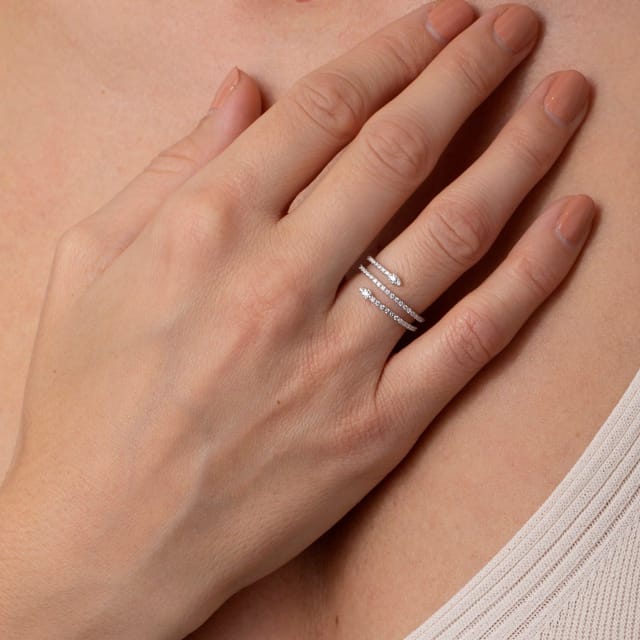 Gold Trip Gold Trip Women's Teardrop Twist Ring in Silver - 2