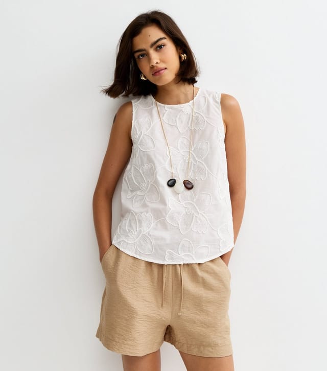 New Look Women's Stone Crinkle Texture Drawstring Shorts New Look - 3