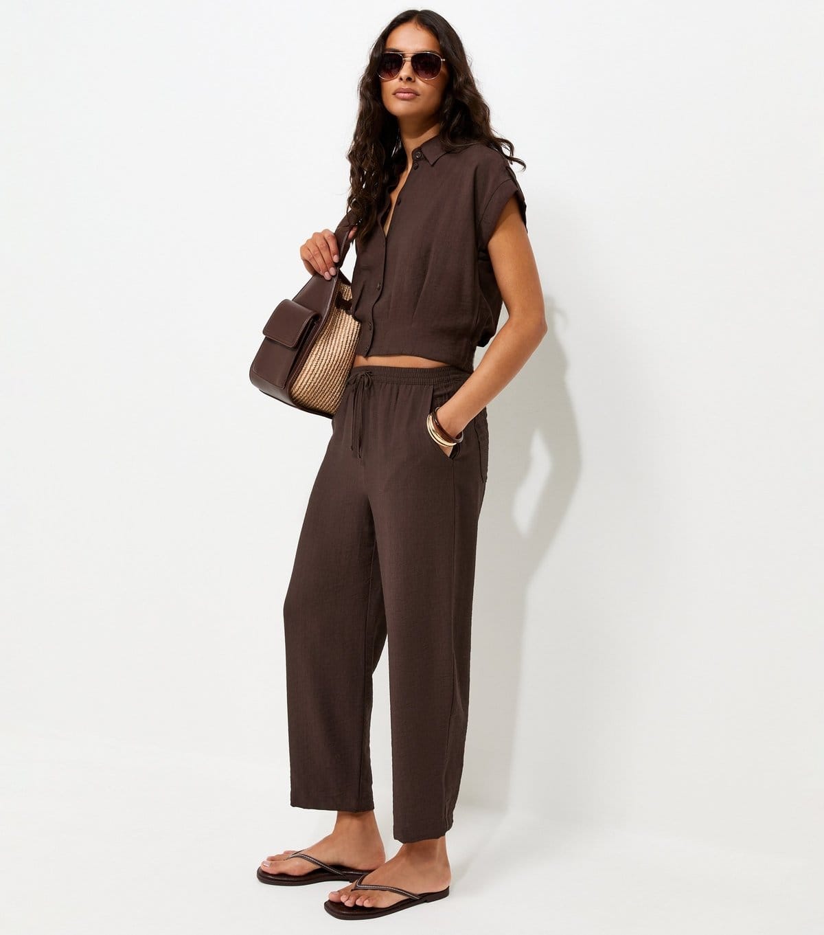 Women's Dark Brown Woven Ankle Grazer Trousers New Look