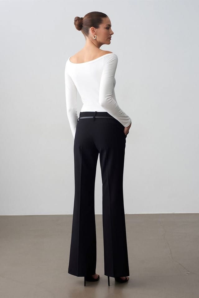 Dilvin Dilvin Women's Belted Straight-Leg Crepe Trousers in Black - 2