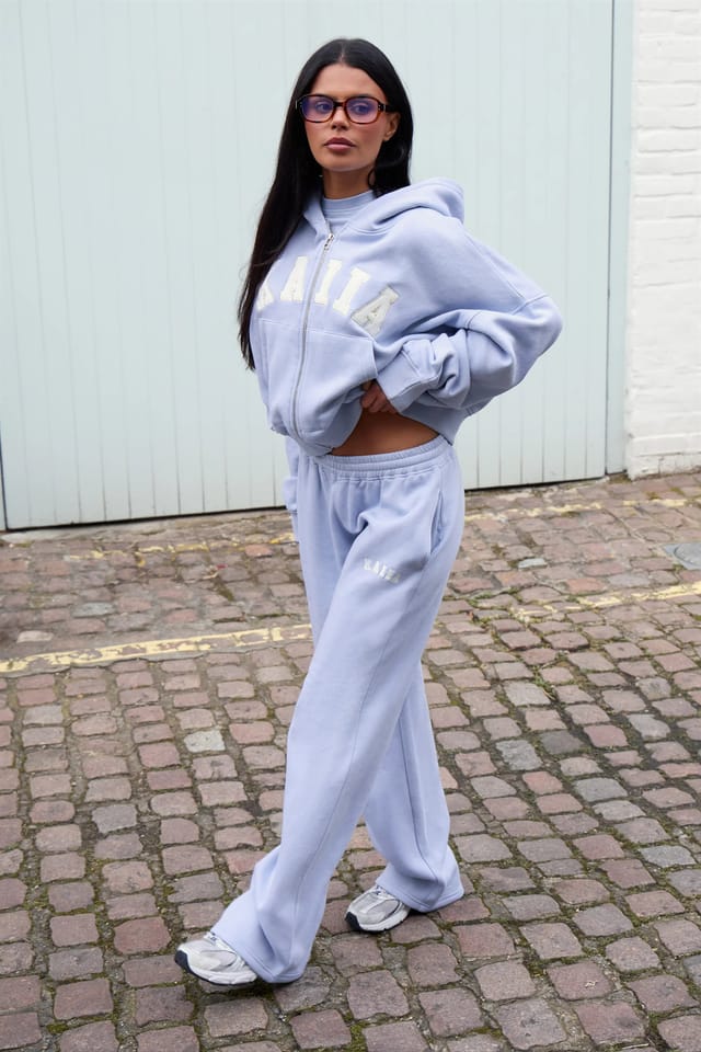 Kaiia Kaiia Slogan Wide Leg Joggers Soft Blue & White - 2