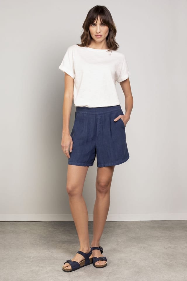 Celtic & Co Celtic & Co Women's Pull On Shorts in Mid Navy - 3