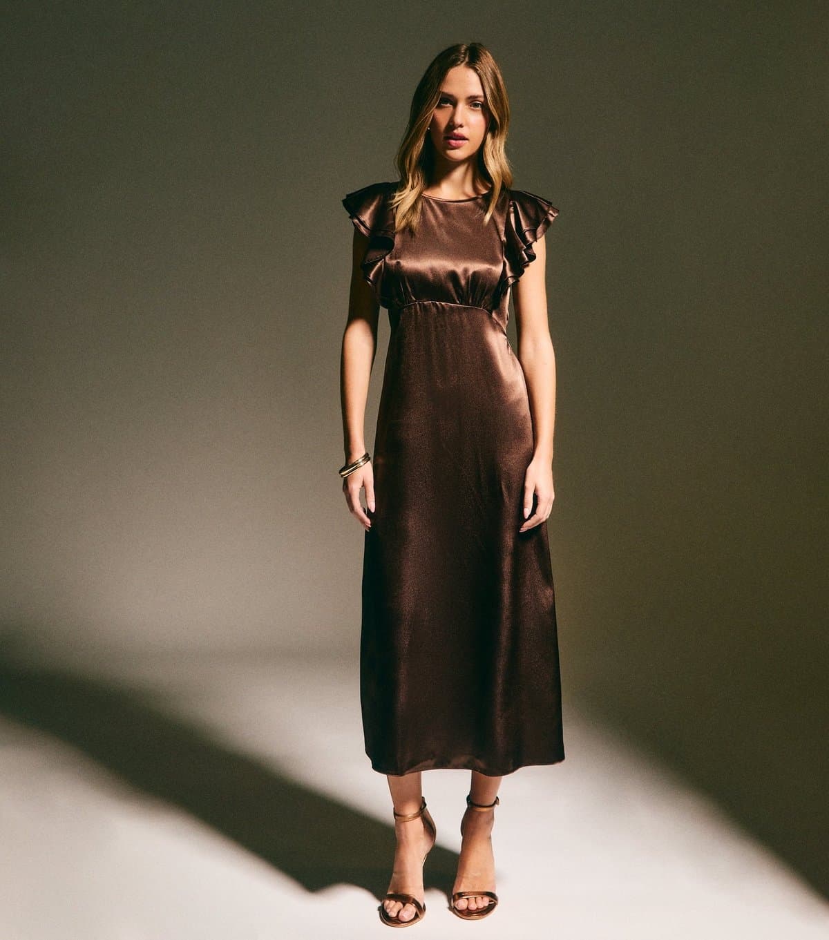 New Look Women's Dark Brown Satin Ruffled Sleeve Midi Dress New Look