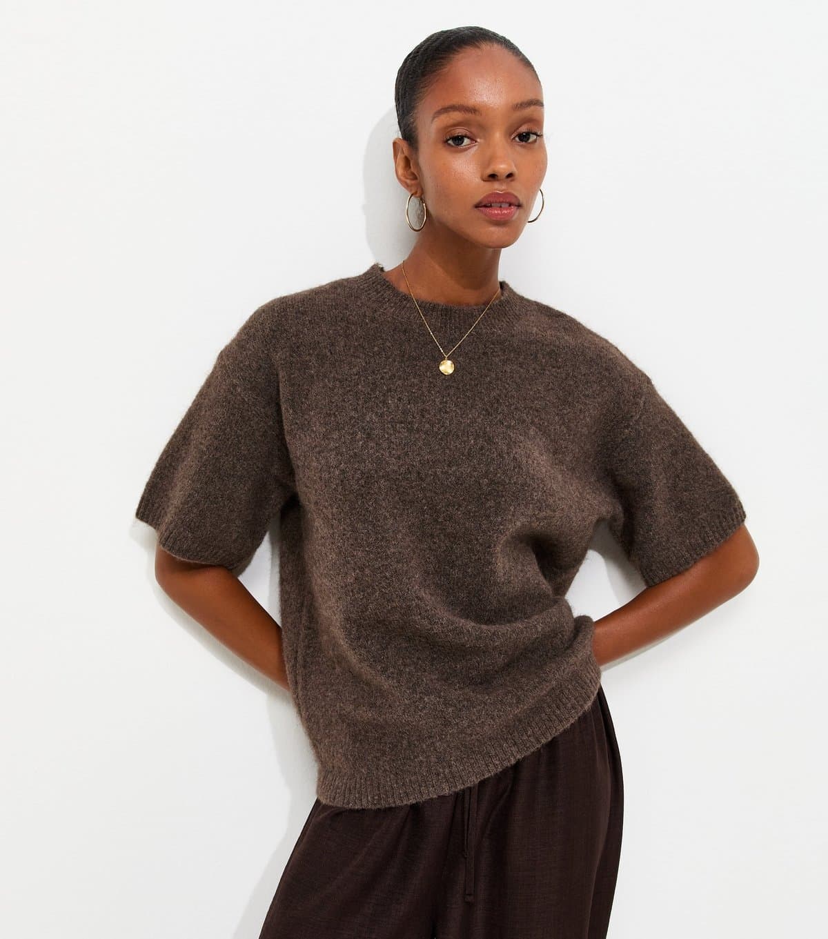 New Look Women's Dark Mink Knitted Oversized Short Sleeve Top New Look
