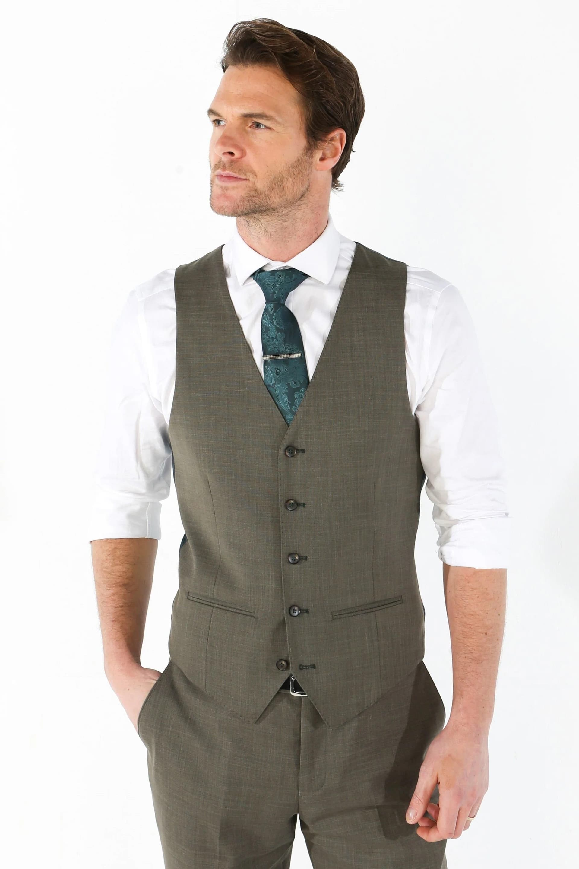 Paul Andrew Paul Andrew Men's Kurt Tailored Fit Plain Waistcoat in Green
