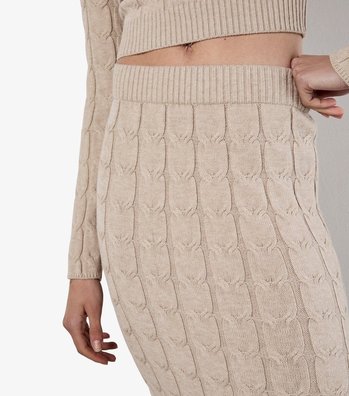 Apricot Women's Stone Cable Knitted Maxi Skirt Apricot New Look - 4