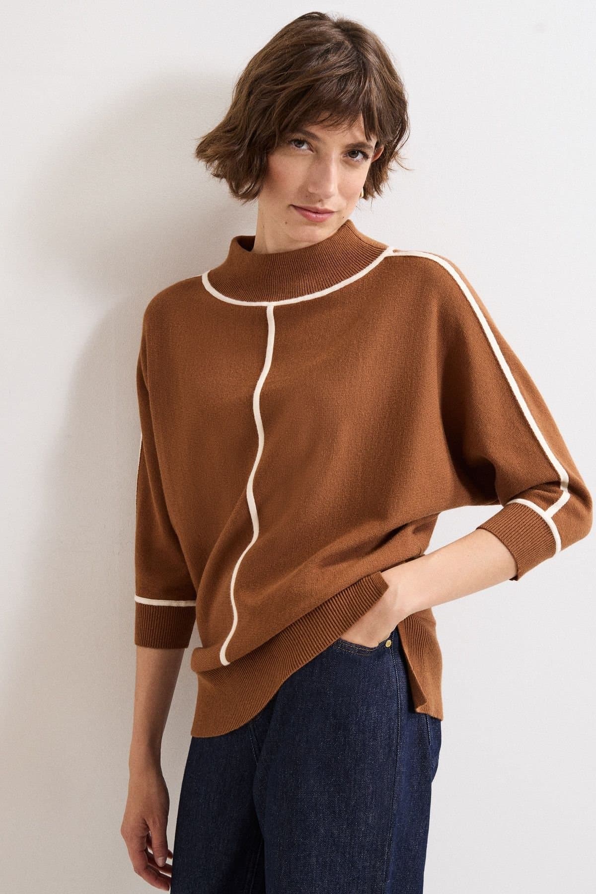 Phase Eight Phase Eight Women's Hallie Tipped Jumper in Walnut