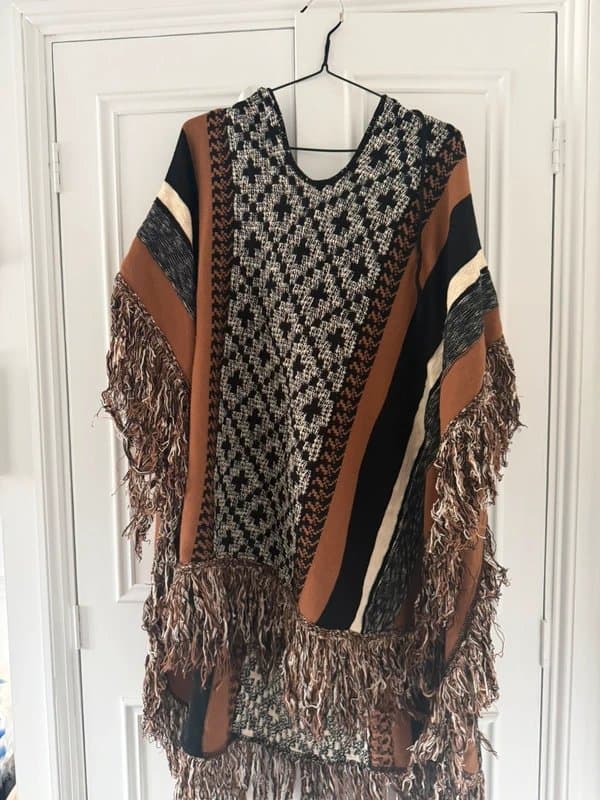 ASOS ASOS Festival Fringed Knit Poncho / Cape – oversized