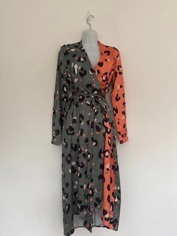 Never Fully Dressed (Shop Floor) Never Fully Dressed Bright Animal Print Wrap Tie Waist Dress - size medium / 12
