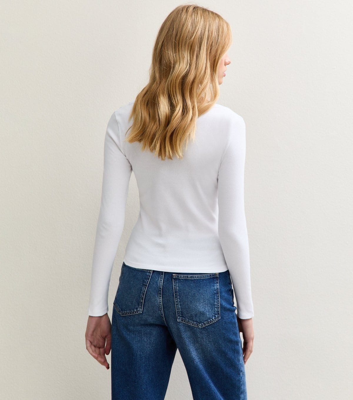 New Look Women's White Scoop Neck Long Sleeve Ribbed Top New Look - 4