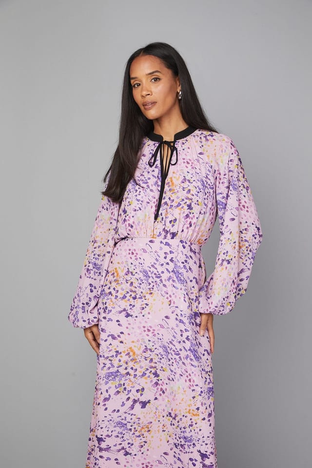 Wallis Wallis Women's Abstract Tie Neck Midi Dress in Lilac - 2