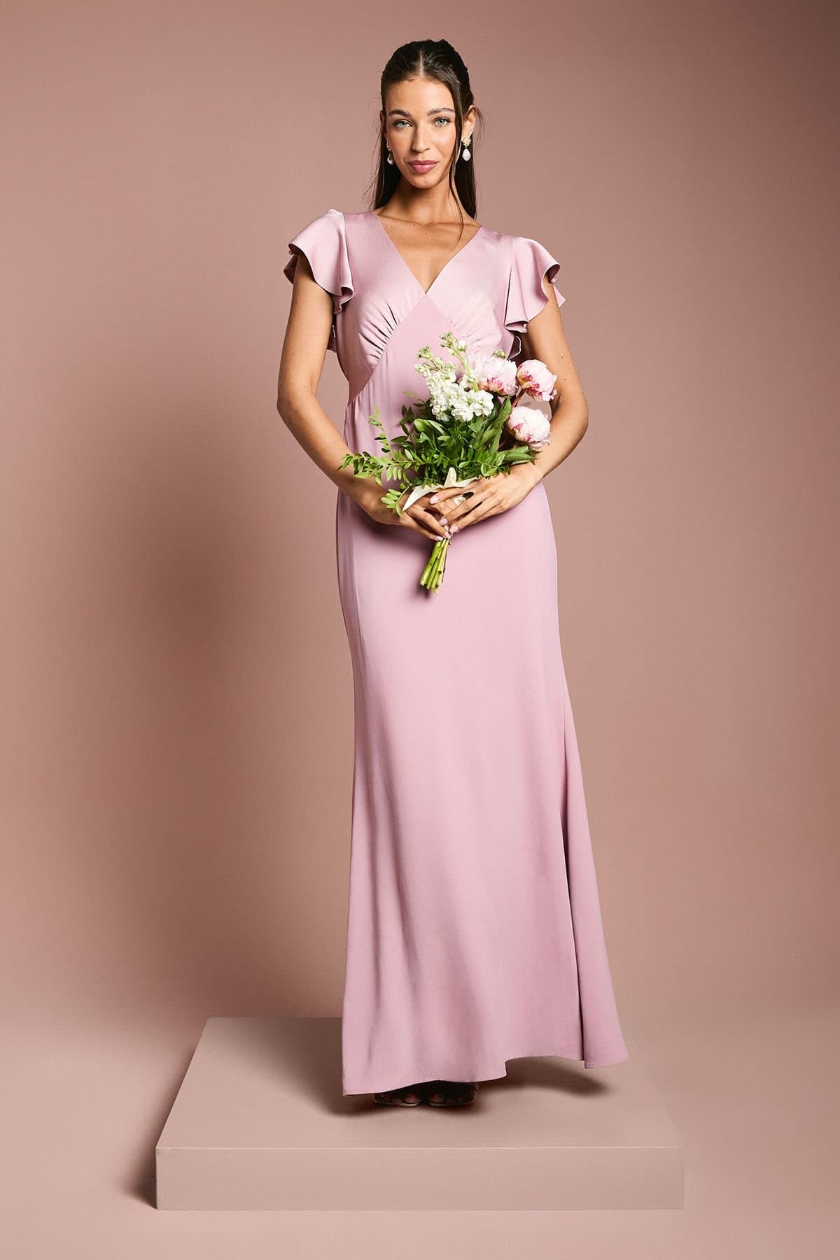 Coast Coast Women's Honoured V Neck Angel Short Sleeve Satin Maxi Bridesmaid Dress in Antique Rose