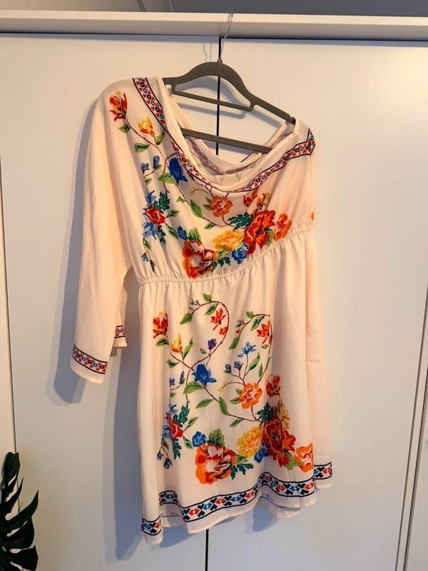 Shein Ladies Off The Shoulder Dress Size 12-14