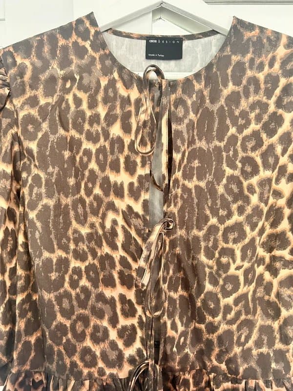 ASOS ASOS leopard print puff sleeve top