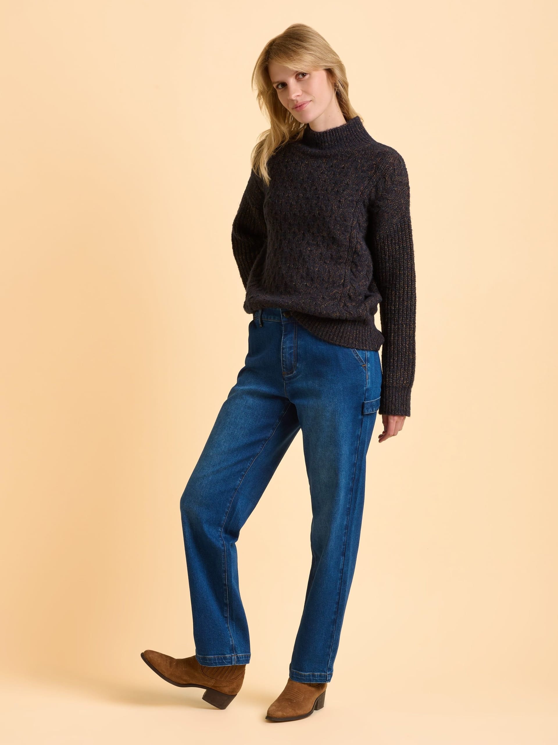 Brakeburn Brakeburn Women's Wilderness Jumper in Navy - 4
