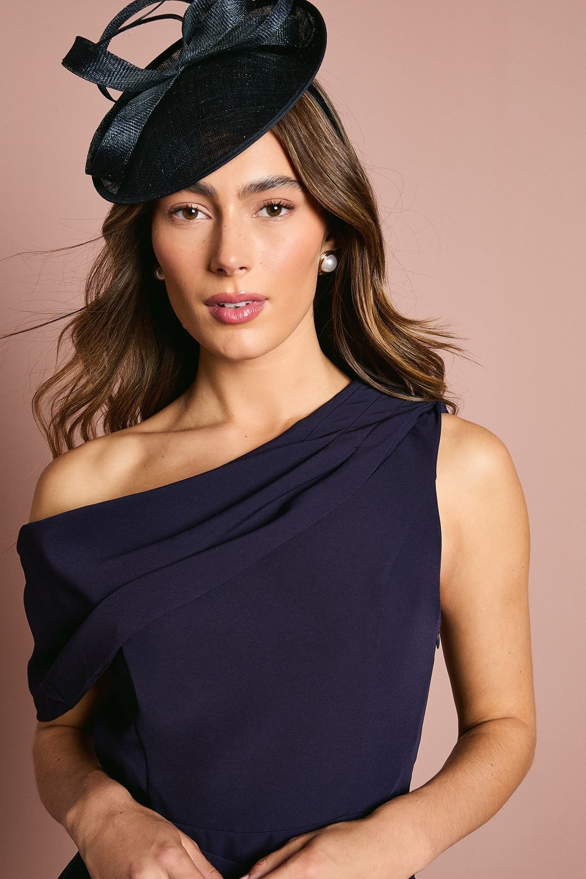 Coast Coast Women's One Shoulder Twist Front Pencil Dress in Navy - 4