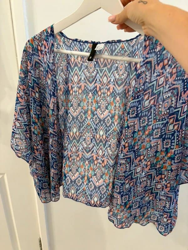 H&M H&M Boho Aztec Print Sheer Kimono Cardigan Cover Up Blue Pink Size S