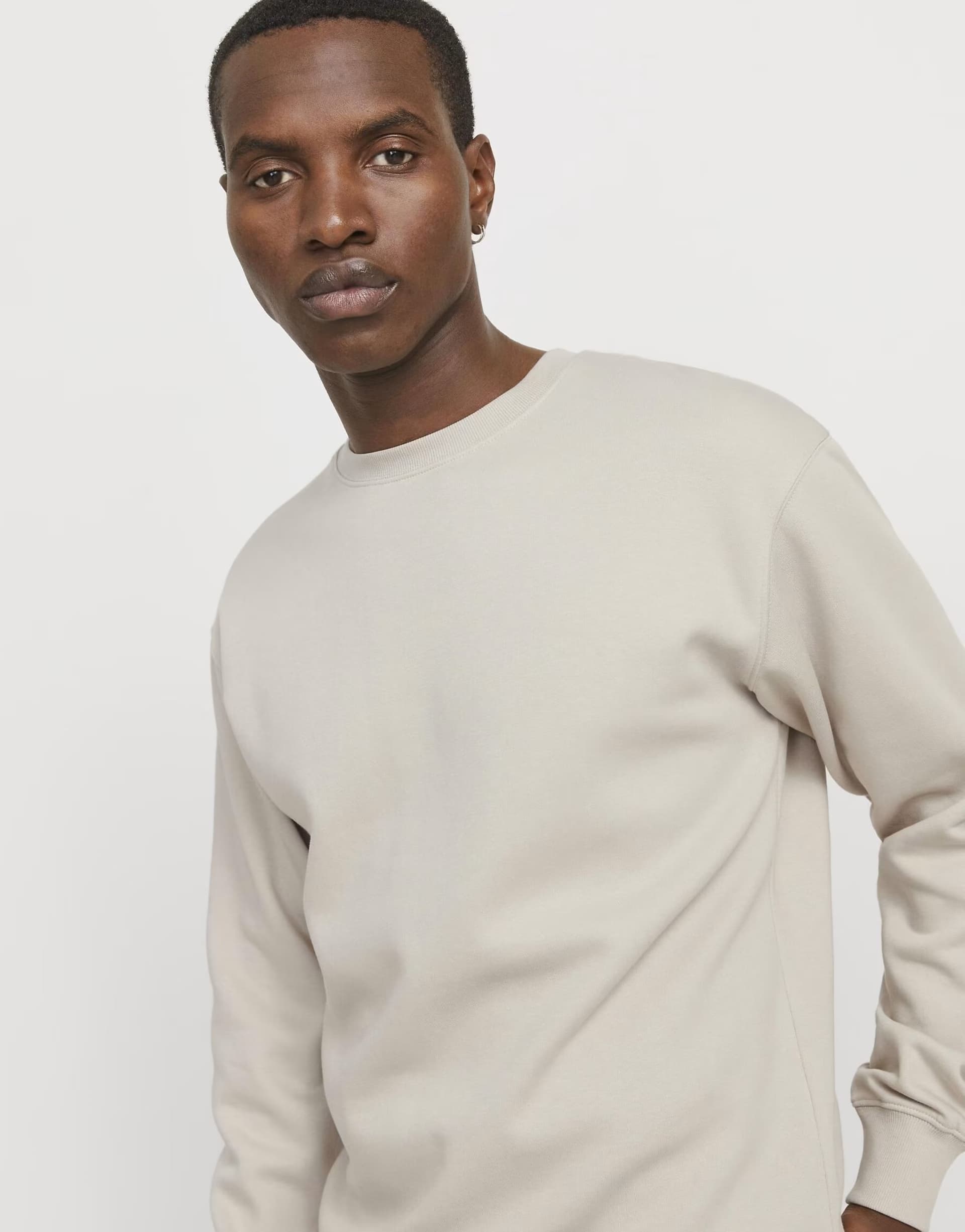 ASOS Jack & Jones Sweatshirt in ultimate grey